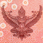 рис. 3 (Аверс 100 бат 2015 Таїланд)